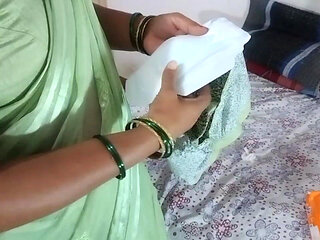 Desi Marathi Aunty Mc Pad Changing