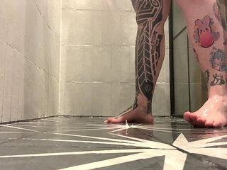 Shower Foot Worship Ignore