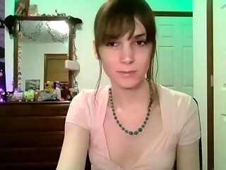 Brunette Solo Webcam Masturbation