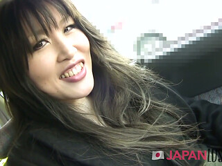 Petite Japanese MILF gets messy POV creampie
