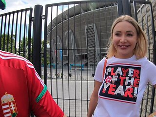 Matt Bird fucked his blonde girlfriend Venera Maxima in pov