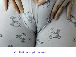 CAMEL TOE- CAMEL TOE- CAMELTOE- TURKISH MILF- TURKISH PORN- PAJAMAS- PUSSY- TURKISH DISCLOSURE- DISCLOSURE