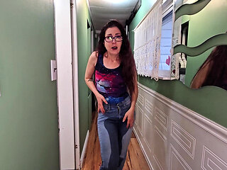 Wetting My Jeans Makes Me Squirt