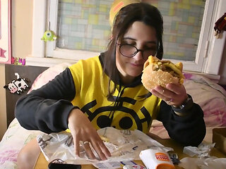 JOI Wanking at Me While Eating a Burger - Bunny Looner