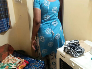 Hot Indian Housewife Bathing Viral Video - Pushpa Valli & Apple Baby Shower Sexy Tease