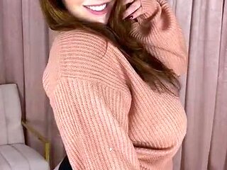 Leann amateur beautiful brunette with big boobs