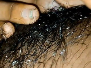 Sri Lankan HotWife Sucking Perfectly