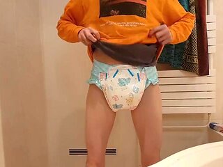 I Wet My Diaper Four Times with a Shy Bladder Till Its Super Full