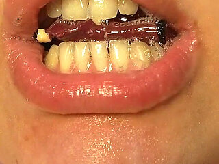 Giantess Wife S Bubble Play Tiny Husband Learns His Place