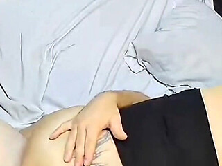 Puchis Hot Mature Woman with Her Hello