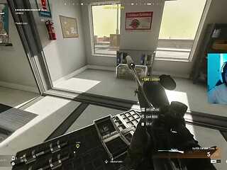Gaming girlfriend gets a creampie in Call of Duty Warzone