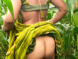 Desi Village Girl Outdoor Sex - Big Natural Tits Indian Teen Fucked in Jungle