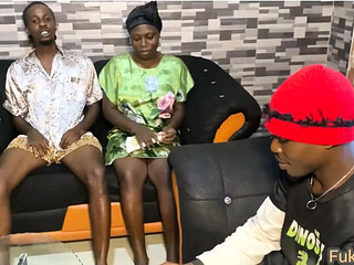 Neighbor's Curvy Wife Gets Cheated on in the Toilet