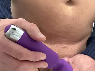 Quick masturbation and cum