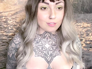 Mesmerised by Mistress Tits