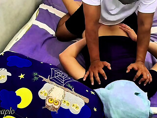 Pijat istri berhijab. Indo bokep. Pijat INDO. Akhir bahagia Asia. Layanan pijat