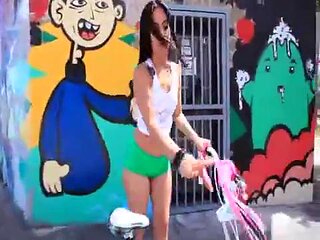 Thick latina: Big Tits, Big Ass  Blowjob Porn