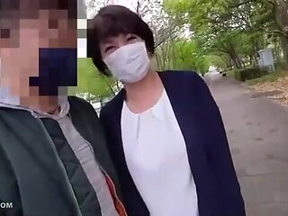 002-wguuhy-ouhsgy-poo-dhx