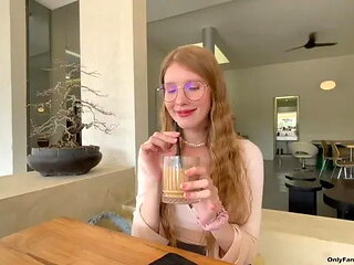Dating in a Cafe Ended with Fucking in a Hotel