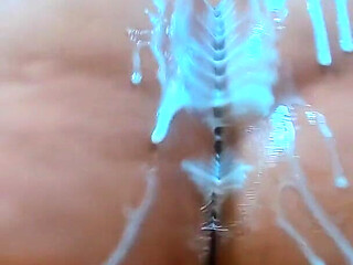 Gel Twerk, Gel Booty Clapping