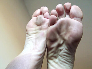 Dirty Goddess Feet in Your Face, Bitch!