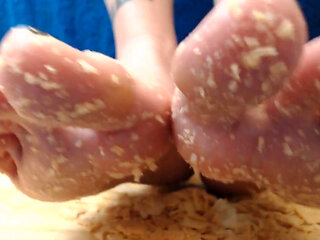 ASMR crush chips barefoot toes soles