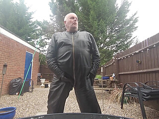 Wanking Outside