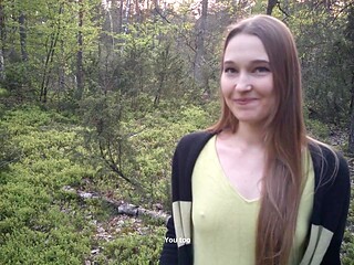 Sexy nymphomaniac gives the best blowjob to big cock under the trees