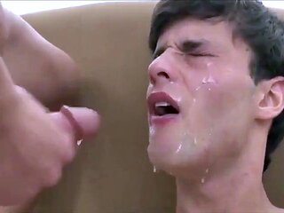 Big Cock Twink Amateur Shoots His Load