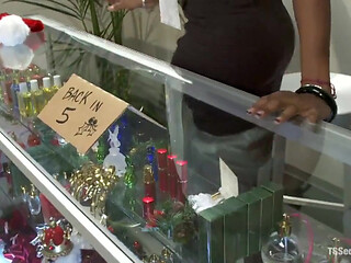 Jessica Host, Natassia Dream Holiday Shopping