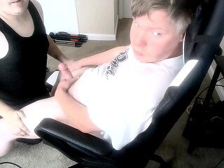 HE DEEPTHROATED MY HUGE COCK