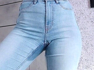 Desperation Pee in Jeans Part 1