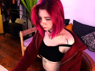 Sexy amateur redhead teen double dildo action