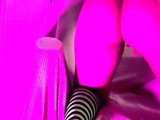 Really rich ass masturbating