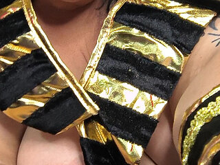 King Tut Fucks Her Pussy Rough