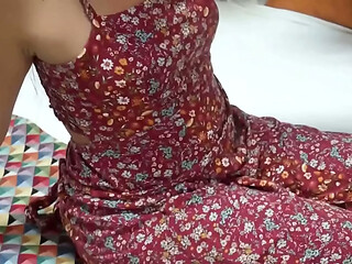 Padrastro horny le destroza le co&ntilde_o a su hijastra latina evang&eacute_lica