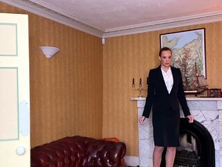 Cumshot amateur MILF suck and jerks dude in the bedroom