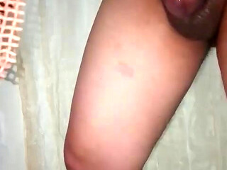 Handjob to cum