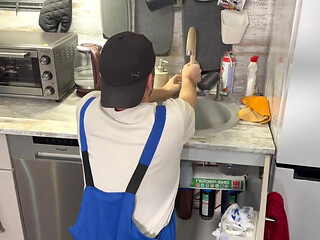 #457 the Plumber Cleaned My Pipe with His Big Tool