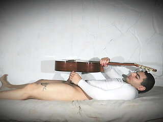 GuitarJob - Voiceover Telling my HOT Story with my 5 Psychologist - Fucking Yamaha C80 Guitar