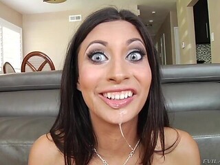 Solo scene with desirable Jade Jantzen from Le Wood