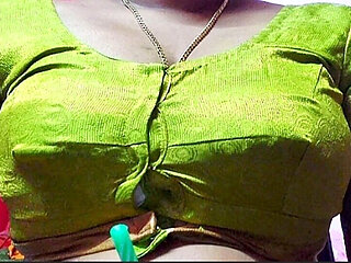 Indian Stepaunty Kavita Having Sex in Bedroom