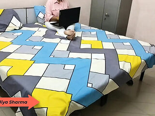 Jiya Sharmaa Hot Step Mom Fucks Stepson's Big Cock While Daddy's Away - Indian Desi Bhabhi Rough Sex