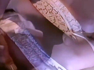 Allysin Chaynes: Make Me Yours and Don't Hesitate