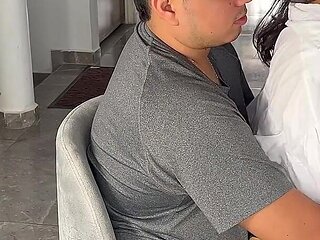Mi Amiga La Latina Me Invita a Follarla Con Sus Ricas Nalgas