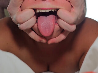 Blonde girl is moaning and orgasming in a sexy video