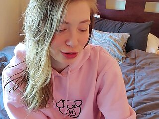 sexy amateur hot blonde teen show webcam