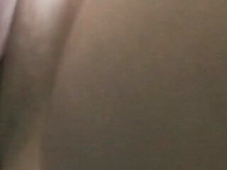 Tempting babe gives great head
