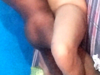 When the brother-in-law entered the house, he saw that his sister-in-law was alone. Seeing her alone, he fucked her.