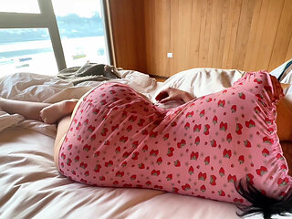 Chilean amateur couple. in front of the sea when waking up in the south of Chile